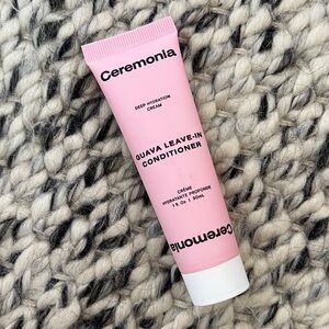 Ceremonia Guava leave in conditioner deep hydration cream for the hair